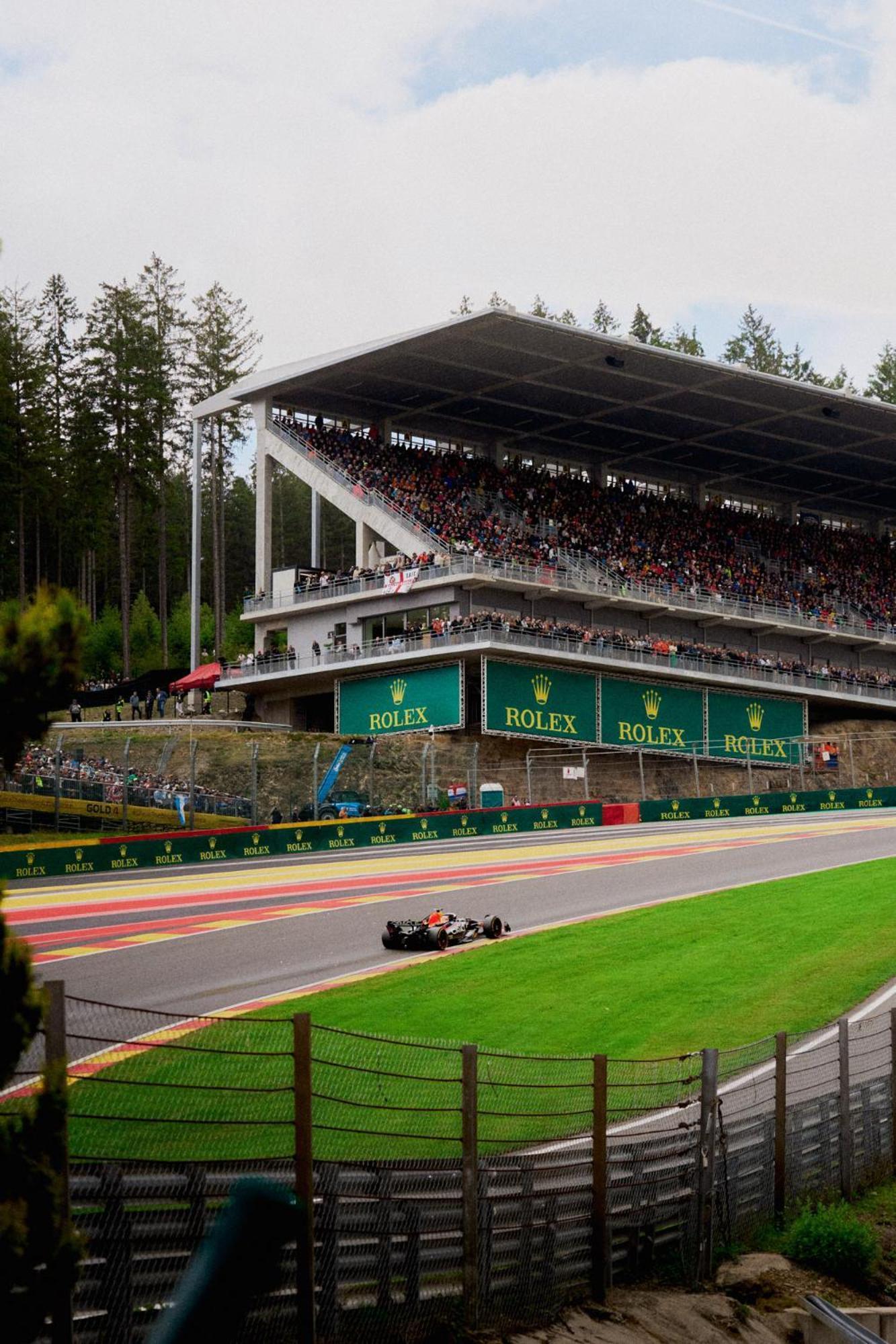 Grandprixcamp Closest To The Track Including Track View Stavelot Luaran gambar